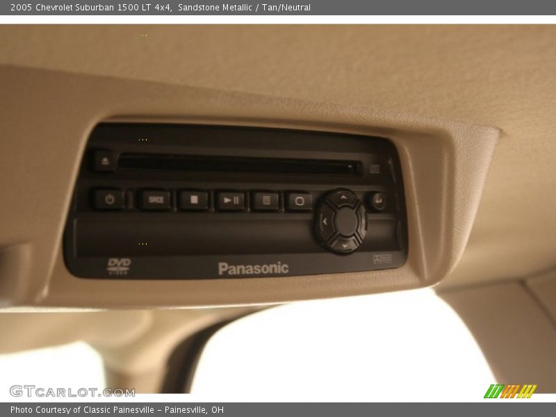 Sandstone Metallic / Tan/Neutral 2005 Chevrolet Suburban 1500 LT 4x4