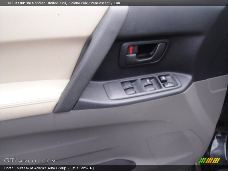 Solano Black Pearlescent / Tan 2002 Mitsubishi Montero Limited 4x4