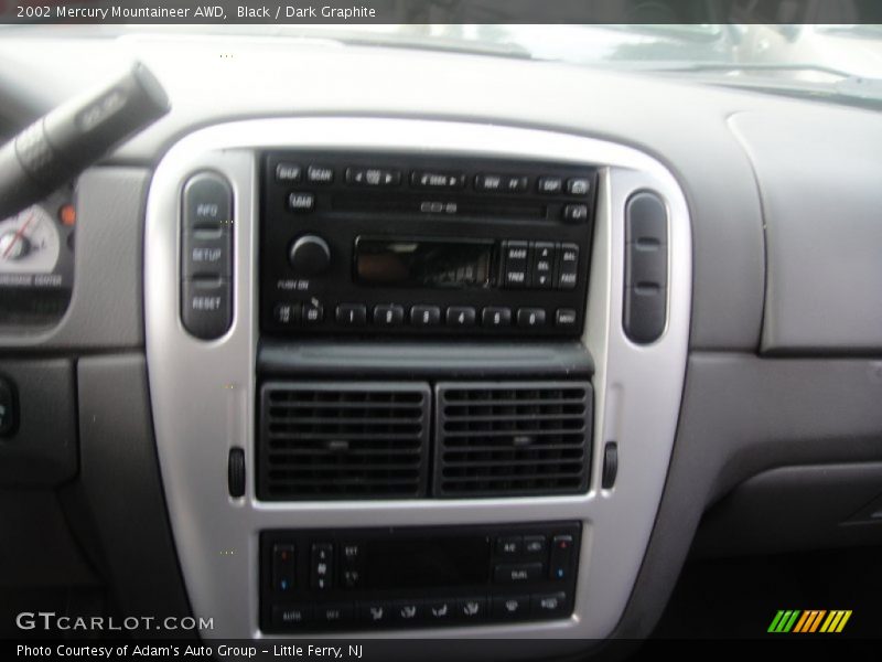 Black / Dark Graphite 2002 Mercury Mountaineer AWD