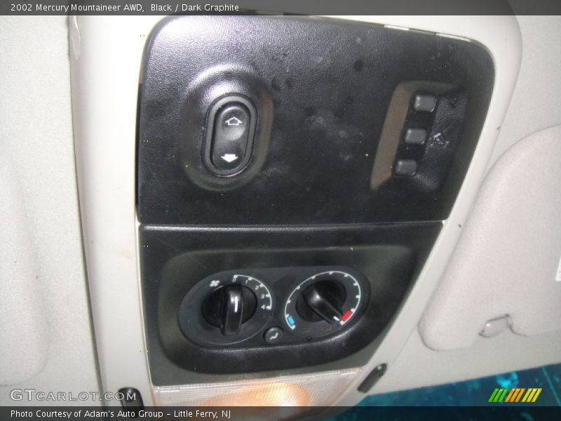 Black / Dark Graphite 2002 Mercury Mountaineer AWD