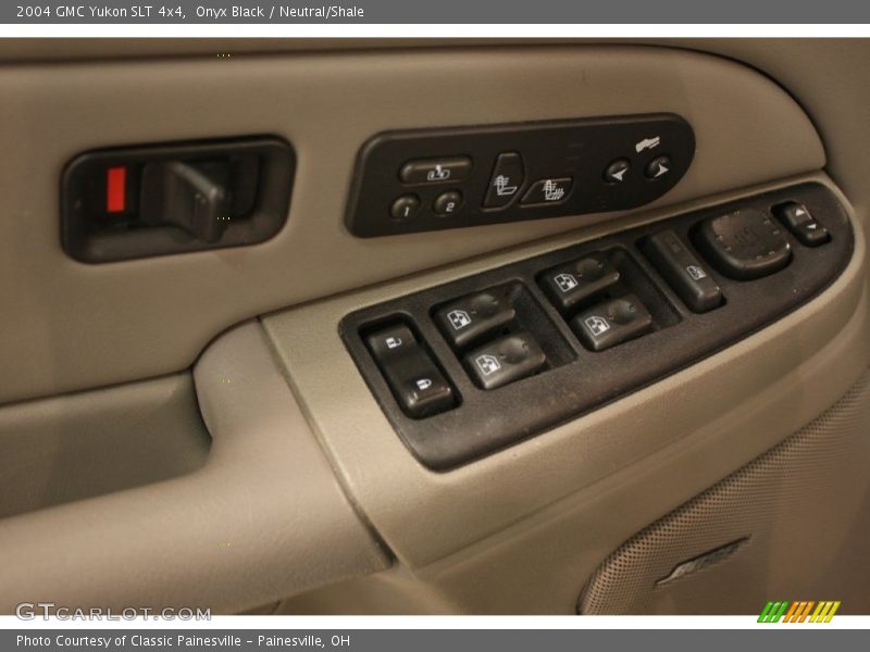 Onyx Black / Neutral/Shale 2004 GMC Yukon SLT 4x4