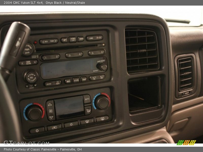 Onyx Black / Neutral/Shale 2004 GMC Yukon SLT 4x4