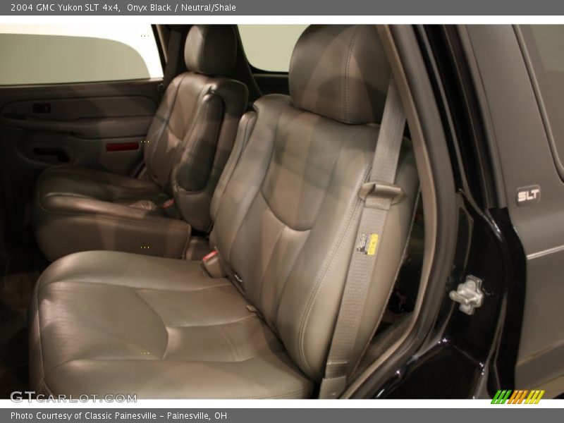 Onyx Black / Neutral/Shale 2004 GMC Yukon SLT 4x4