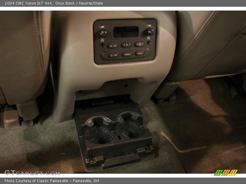 Onyx Black / Neutral/Shale 2004 GMC Yukon SLT 4x4