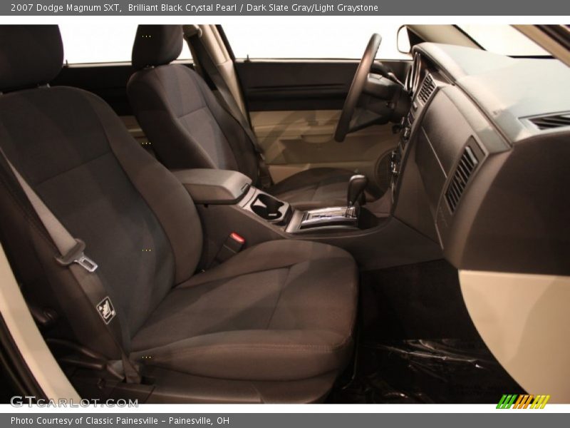 Brilliant Black Crystal Pearl / Dark Slate Gray/Light Graystone 2007 Dodge Magnum SXT