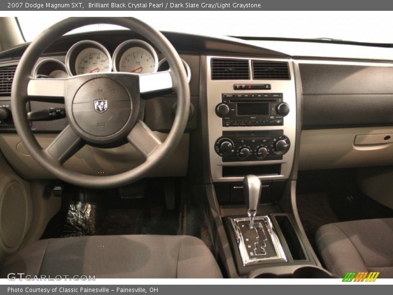Brilliant Black Crystal Pearl / Dark Slate Gray/Light Graystone 2007 Dodge Magnum SXT