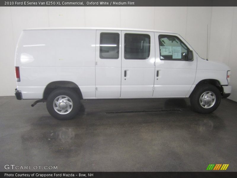 Oxford White / Medium Flint 2010 Ford E Series Van E250 XL Commericial