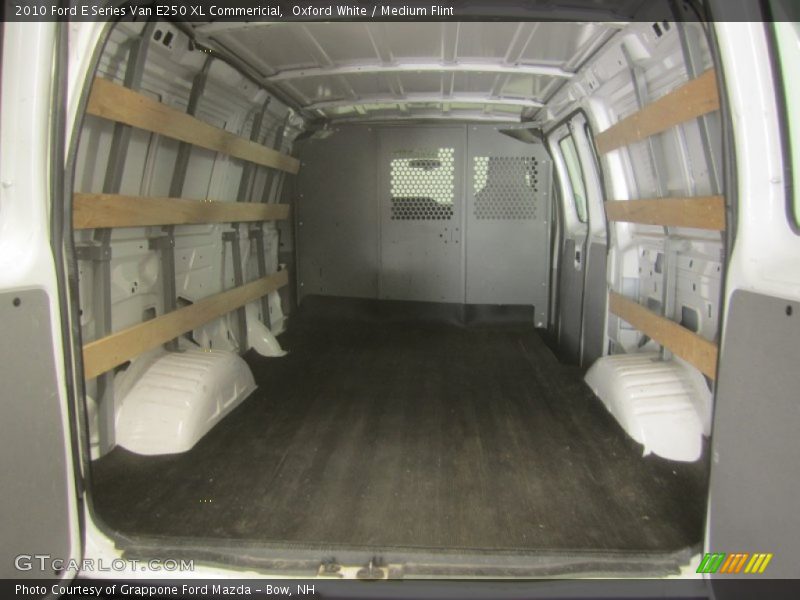 Oxford White / Medium Flint 2010 Ford E Series Van E250 XL Commericial