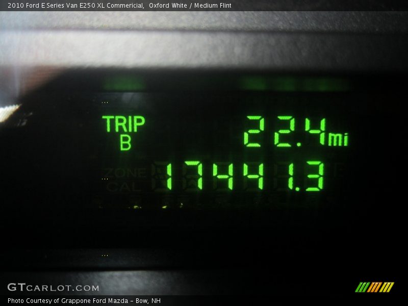 Oxford White / Medium Flint 2010 Ford E Series Van E250 XL Commericial