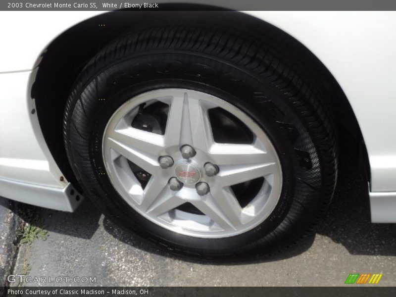 White / Ebony Black 2003 Chevrolet Monte Carlo SS