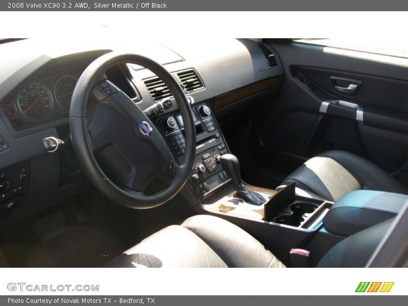 Silver Metallic / Off Black 2008 Volvo XC90 3.2 AWD