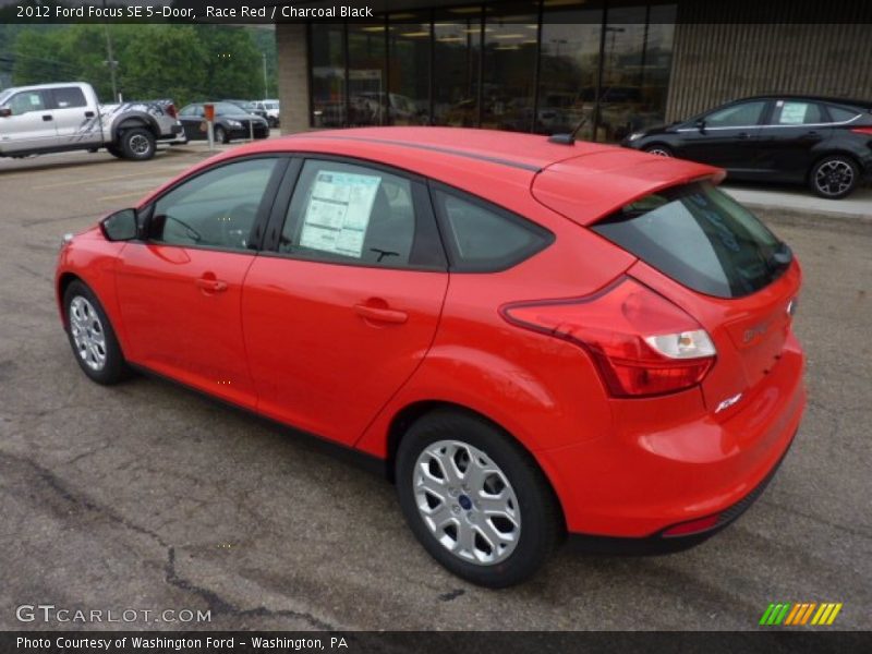 Race Red / Charcoal Black 2012 Ford Focus SE 5-Door