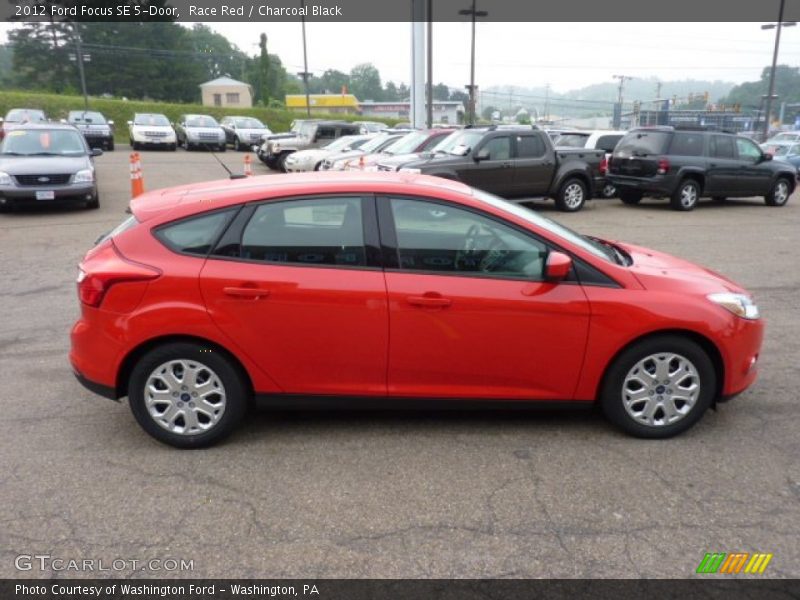 Race Red / Charcoal Black 2012 Ford Focus SE 5-Door
