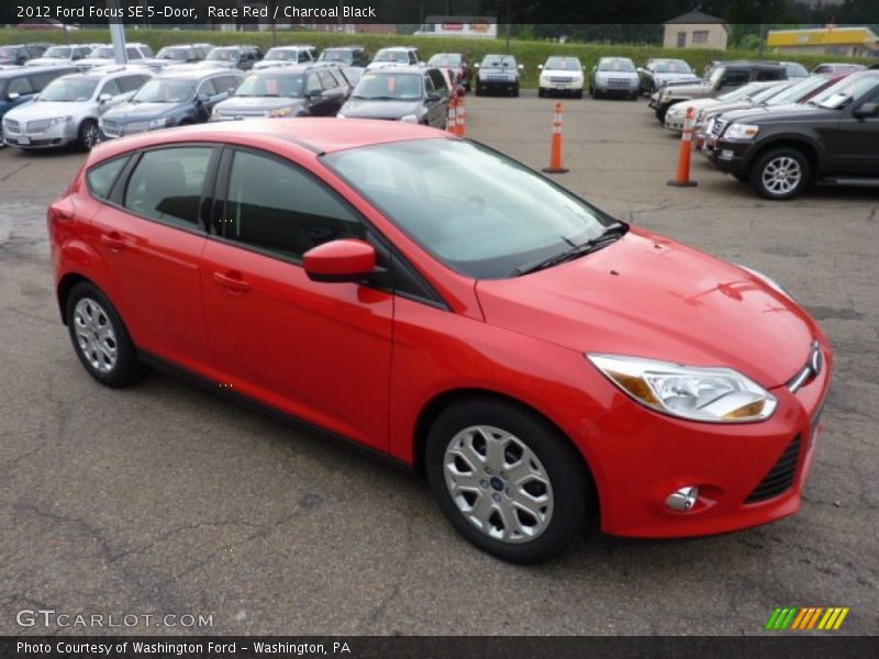 Race Red / Charcoal Black 2012 Ford Focus SE 5-Door