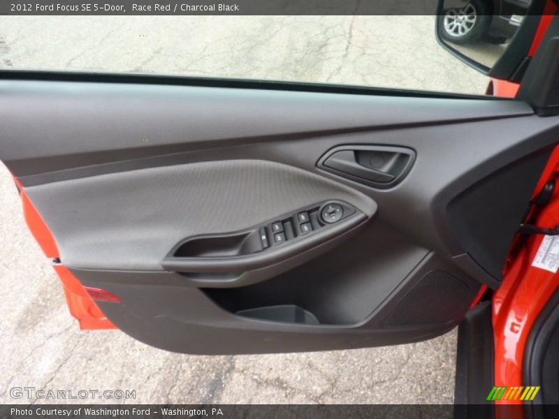Race Red / Charcoal Black 2012 Ford Focus SE 5-Door