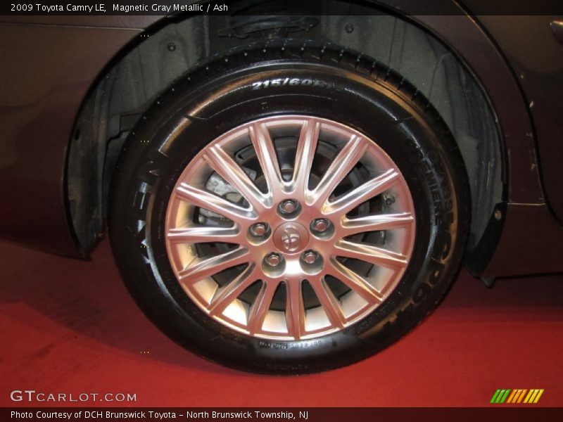 Magnetic Gray Metallic / Ash 2009 Toyota Camry LE