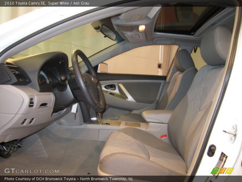 Super White / Ash Gray 2010 Toyota Camry SE