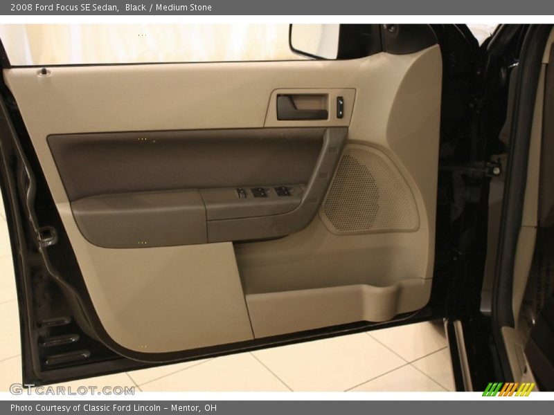 Black / Medium Stone 2008 Ford Focus SE Sedan