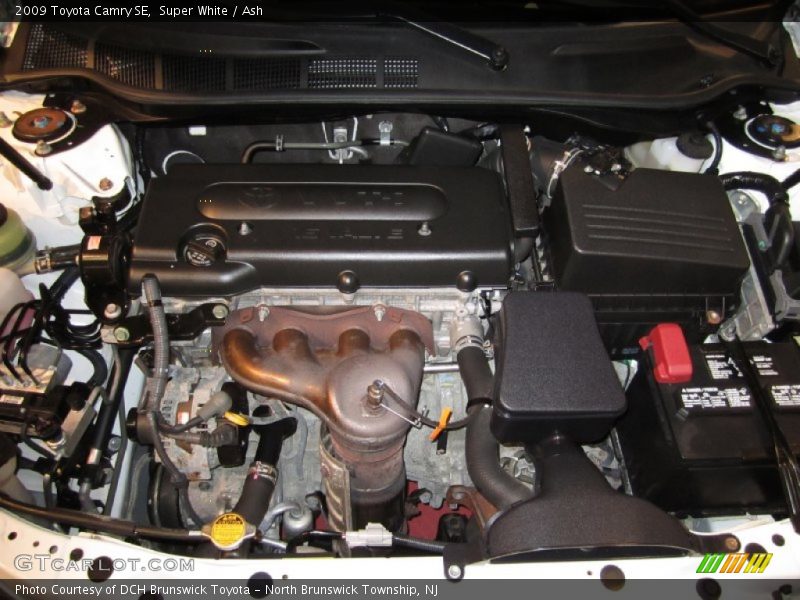 Super White / Ash 2009 Toyota Camry SE