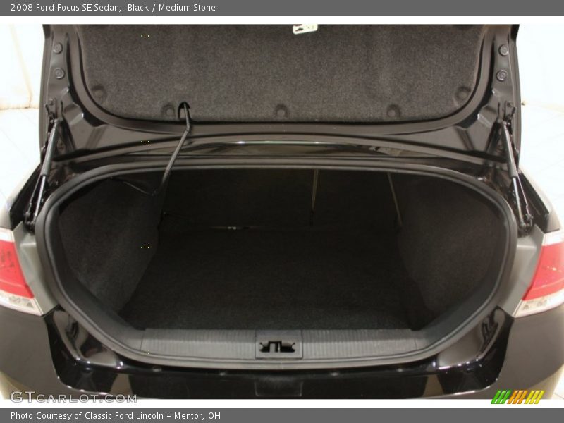 Black / Medium Stone 2008 Ford Focus SE Sedan