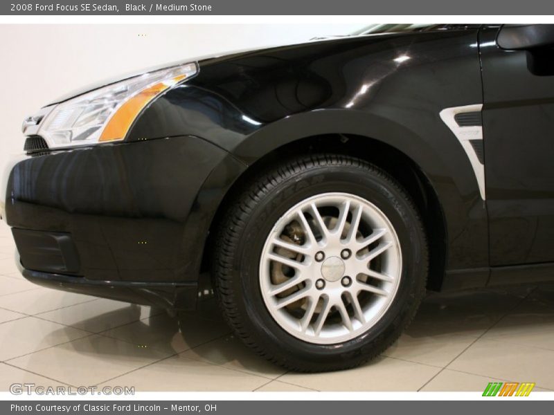 Black / Medium Stone 2008 Ford Focus SE Sedan