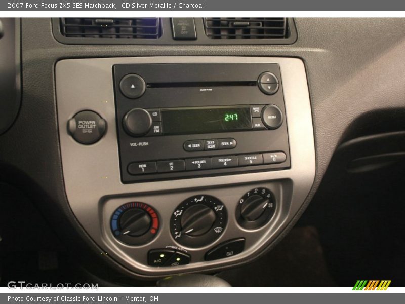 CD Silver Metallic / Charcoal 2007 Ford Focus ZX5 SES Hatchback