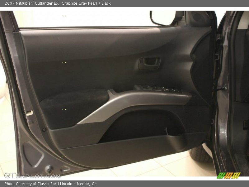 Graphite Gray Pearl / Black 2007 Mitsubishi Outlander ES