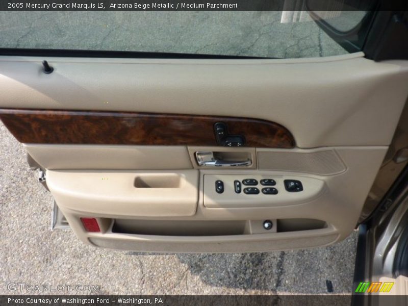 Arizona Beige Metallic / Medium Parchment 2005 Mercury Grand Marquis LS