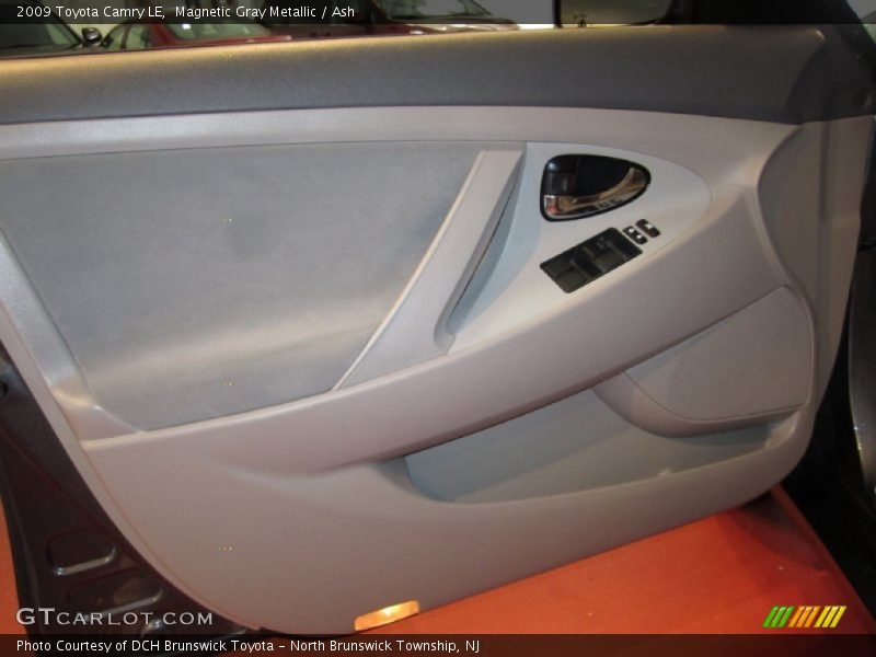 Magnetic Gray Metallic / Ash 2009 Toyota Camry LE