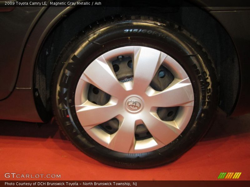 Magnetic Gray Metallic / Ash 2009 Toyota Camry LE