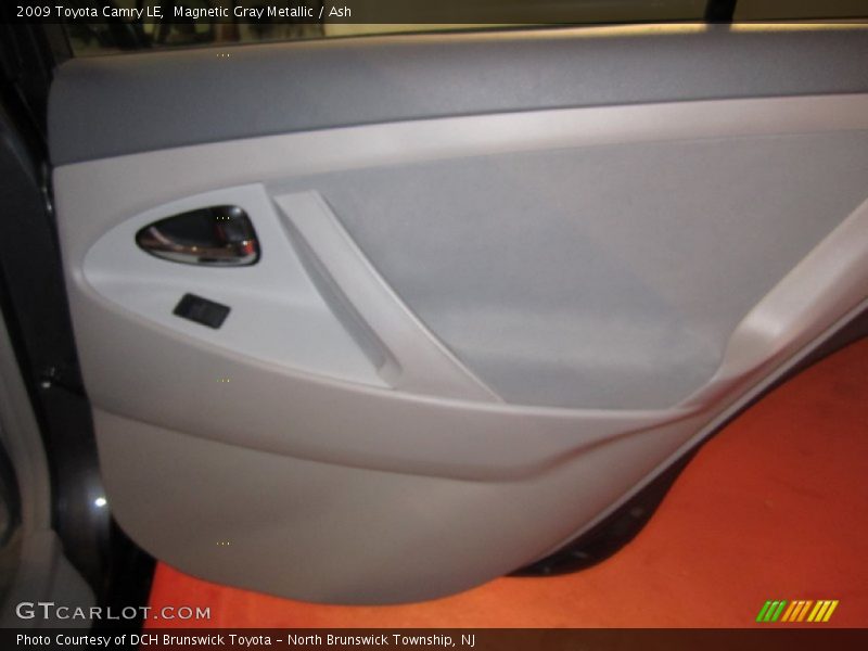 Magnetic Gray Metallic / Ash 2009 Toyota Camry LE