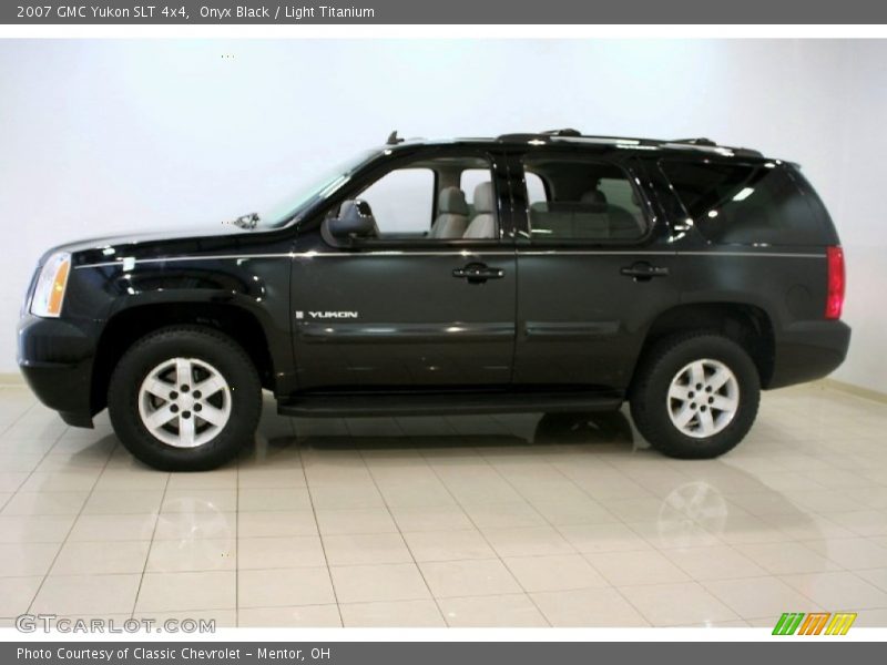 Onyx Black / Light Titanium 2007 GMC Yukon SLT 4x4
