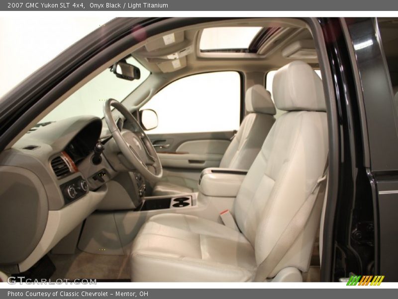 Onyx Black / Light Titanium 2007 GMC Yukon SLT 4x4