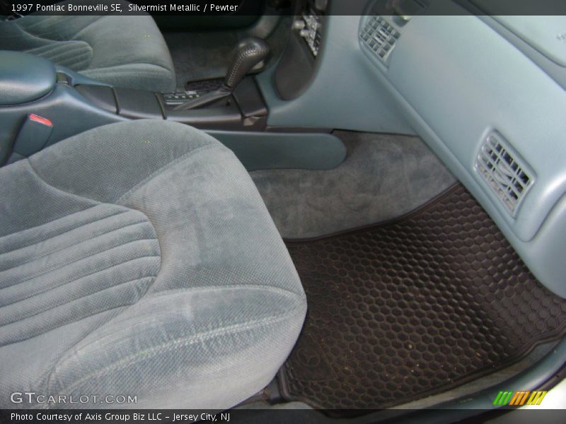 Silvermist Metallic / Pewter 1997 Pontiac Bonneville SE