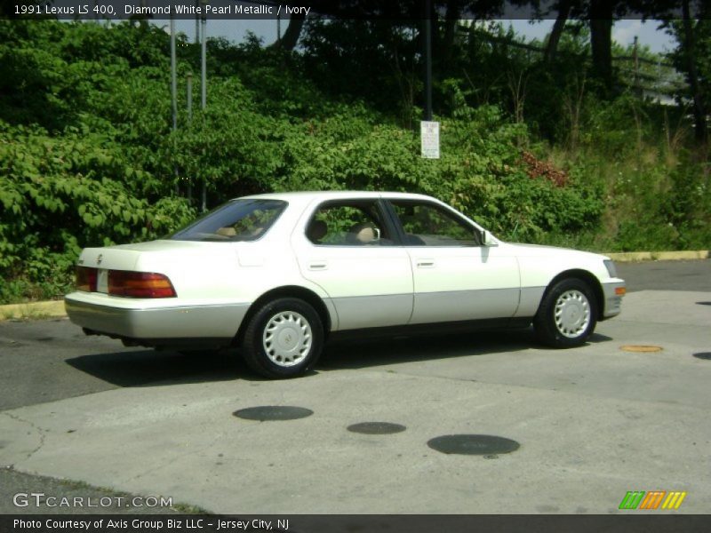 Diamond White Pearl Metallic / Ivory 1991 Lexus LS 400