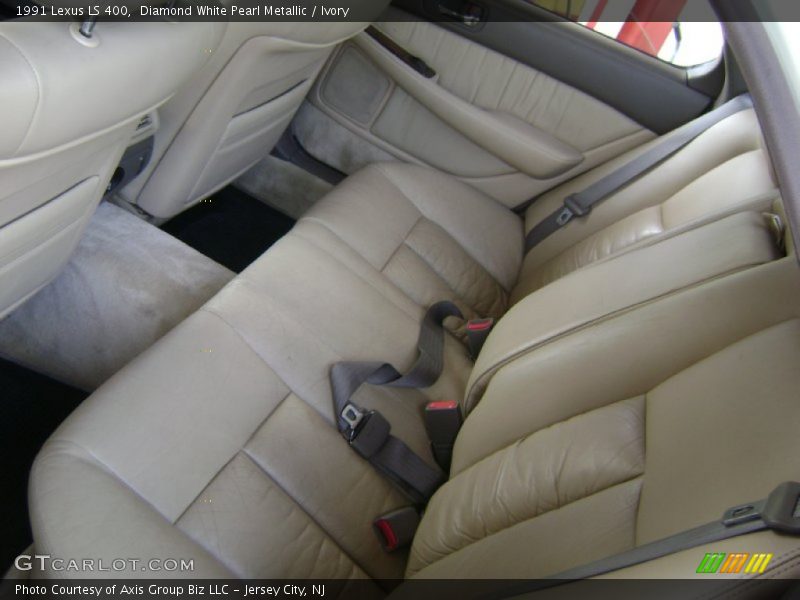 Diamond White Pearl Metallic / Ivory 1991 Lexus LS 400