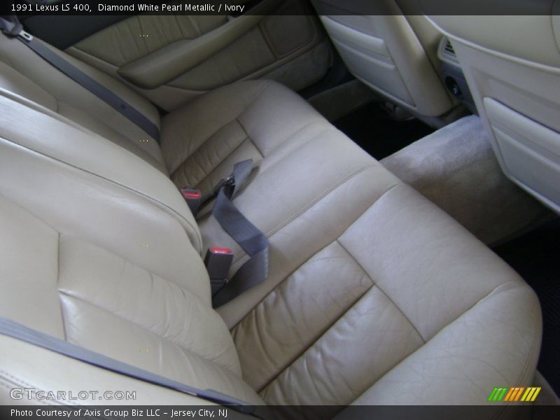 Diamond White Pearl Metallic / Ivory 1991 Lexus LS 400