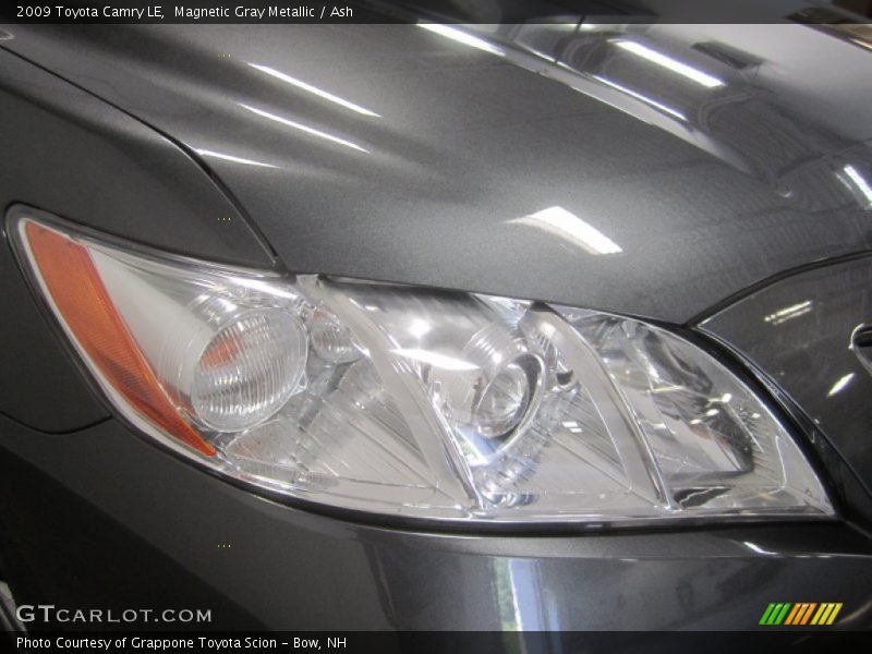 Magnetic Gray Metallic / Ash 2009 Toyota Camry LE