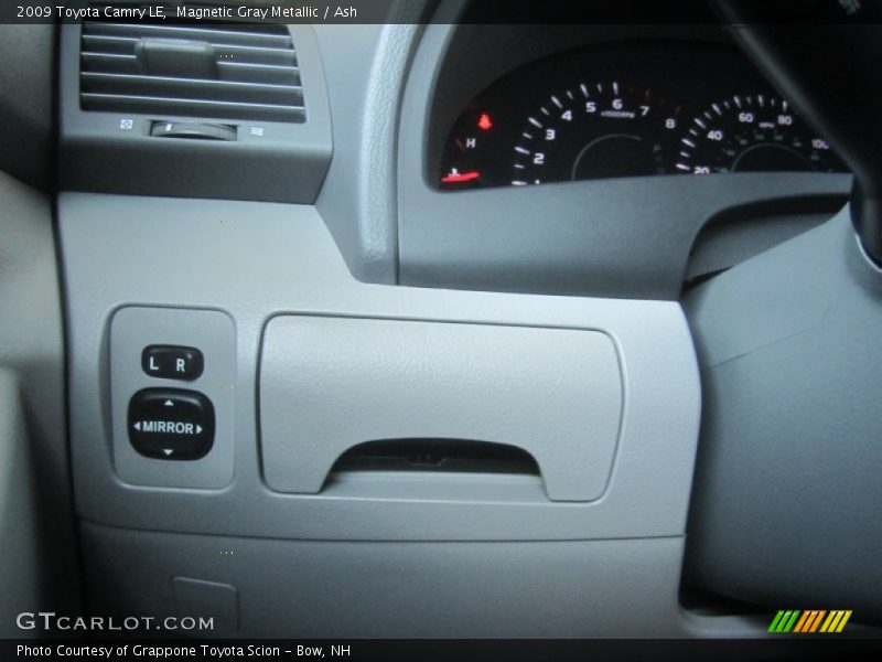 Magnetic Gray Metallic / Ash 2009 Toyota Camry LE