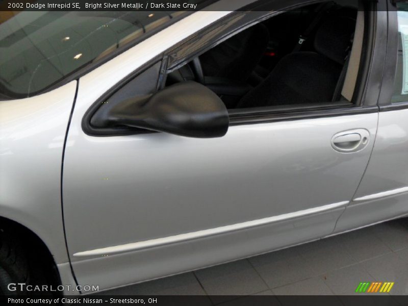 Bright Silver Metallic / Dark Slate Gray 2002 Dodge Intrepid SE