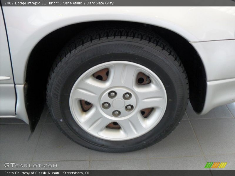 Bright Silver Metallic / Dark Slate Gray 2002 Dodge Intrepid SE
