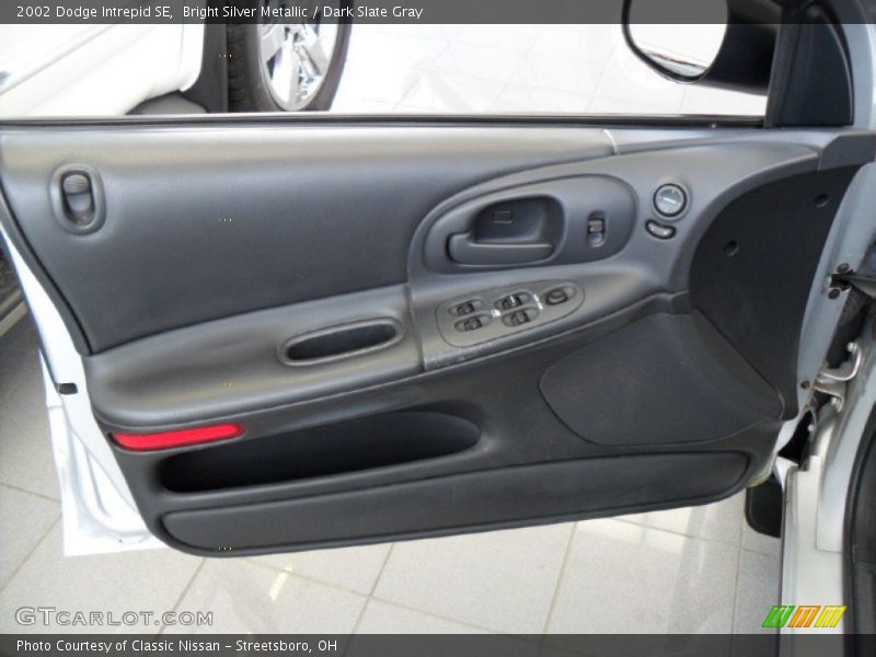 Bright Silver Metallic / Dark Slate Gray 2002 Dodge Intrepid SE