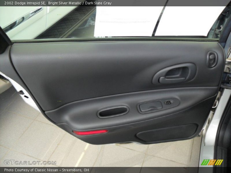 Bright Silver Metallic / Dark Slate Gray 2002 Dodge Intrepid SE