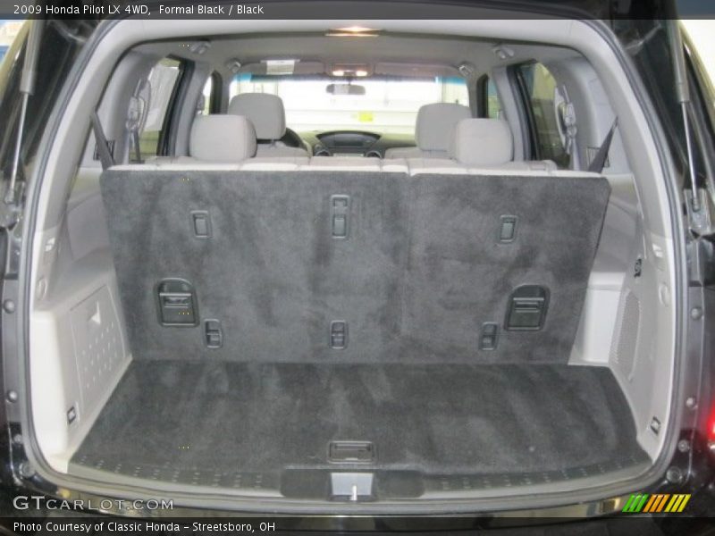  2009 Pilot LX 4WD Trunk