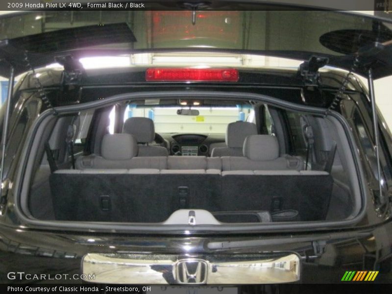 Formal Black / Black 2009 Honda Pilot LX 4WD