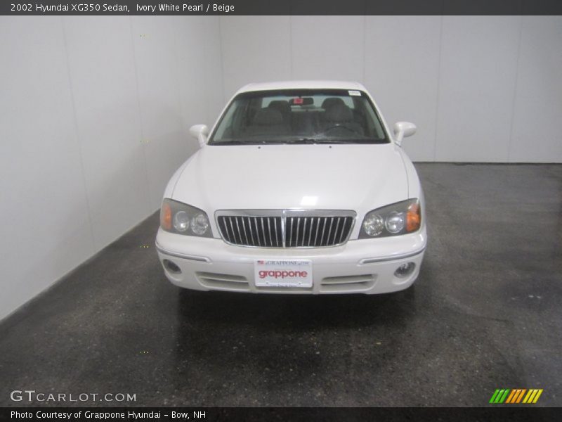 Ivory White Pearl / Beige 2002 Hyundai XG350 Sedan