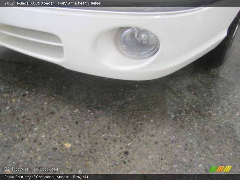 Ivory White Pearl / Beige 2002 Hyundai XG350 Sedan