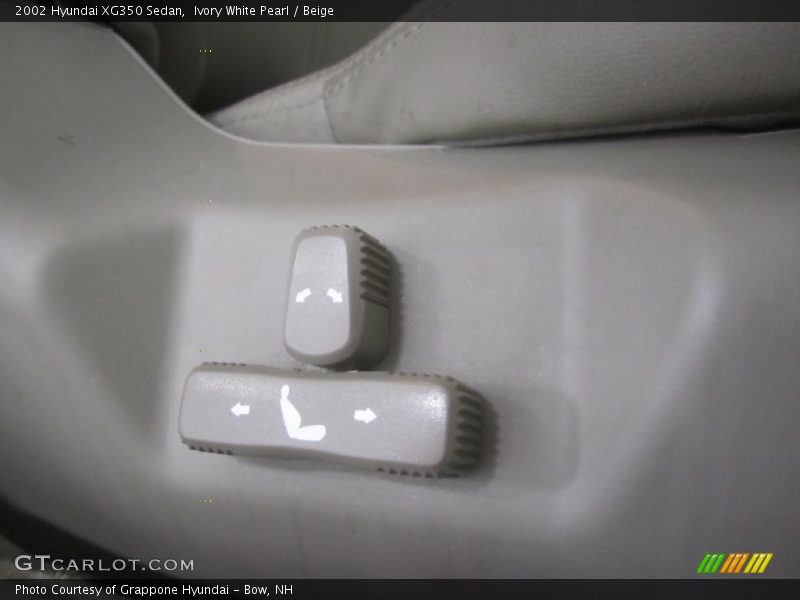 Ivory White Pearl / Beige 2002 Hyundai XG350 Sedan