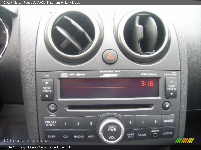 Phantom White / Black 2010 Nissan Rogue SL AWD