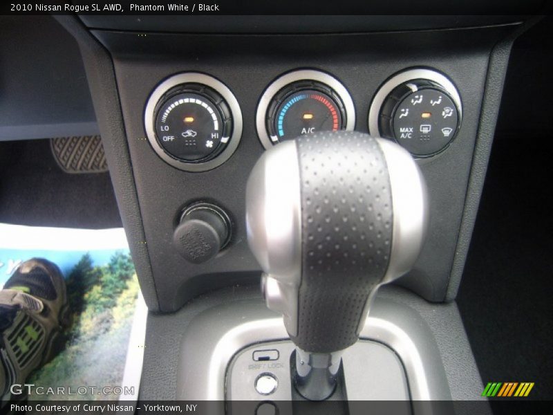 Phantom White / Black 2010 Nissan Rogue SL AWD